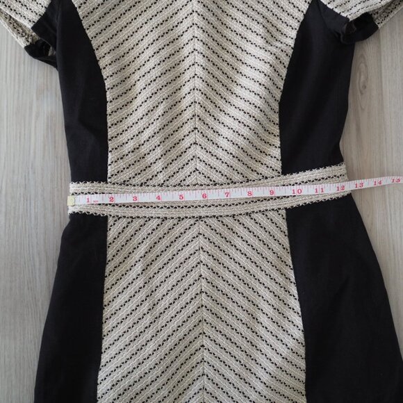 J Crew Black and Cream Chevron Panel Patterned Preppy Fitted Midi Dress Size 000 - Picture 11 of 16